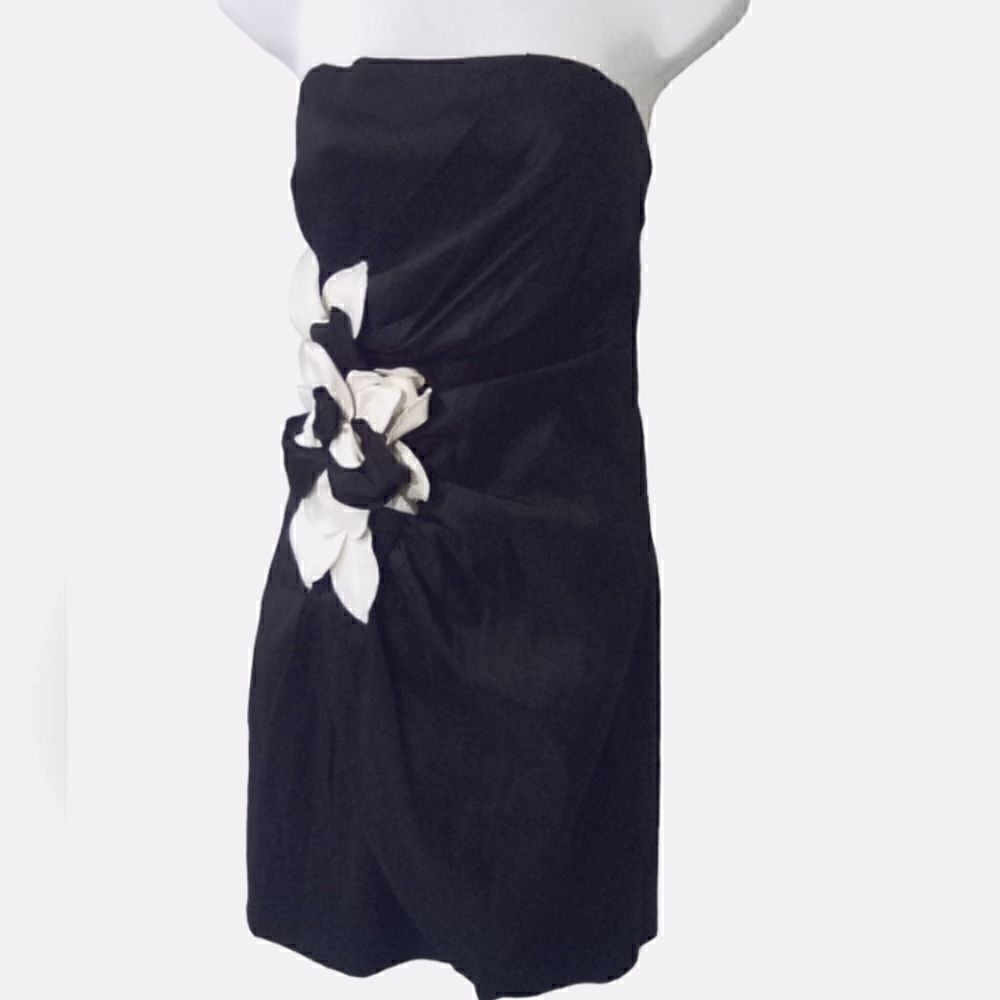 Jessica McClintock black taffeta cocktail dress with flower vintage size 12